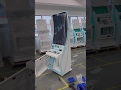 터치스크린 자급식 대기열 키오스크 은행 식당 메뉴를 세우는 구부러진 23.6 32 39 43 인치 층