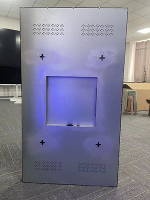 보호된 온화된 유리로 60Hz 갱신 LED 디지털 사이니지