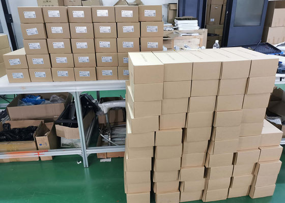 검은 45 언어 RFID 카드 판독기 바닥 스탠드  키오스크 자동 열식 임시 측정 게이트 접근
