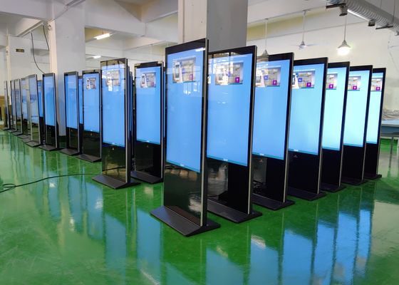 디지털 신호 토템 키오스크를 광고하는 LCD를 세우는 아이폰 모양이 형성된 바닥